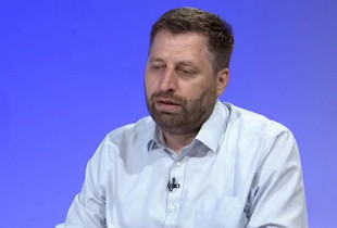 analisti politik Seb Bytyçi