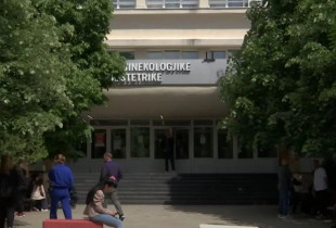Mbetet i parealizuar premtimi për frytnim të asistuar në QKUK