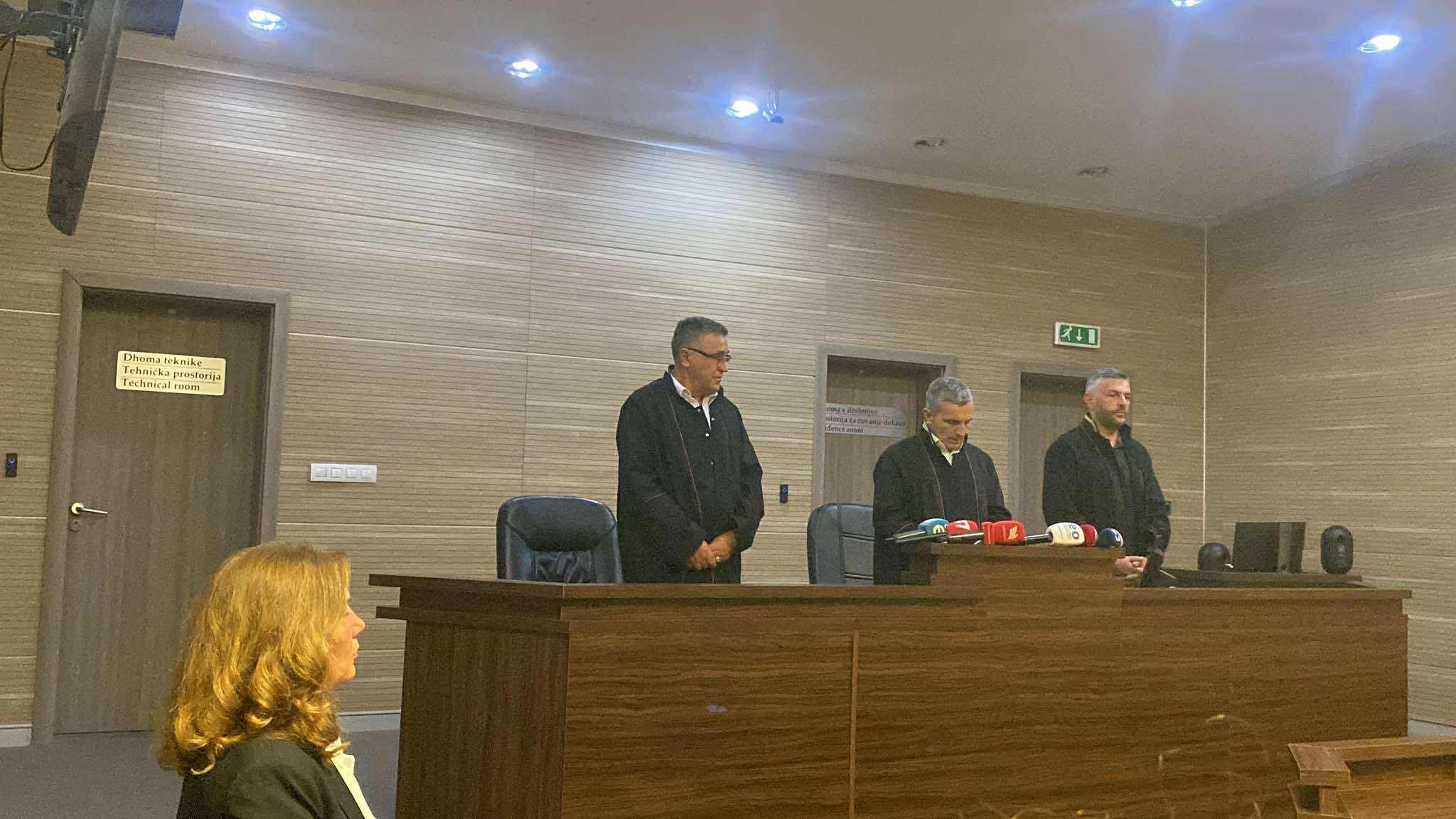 Nga 15 vjet burgim për Rajkoviqin e Deniqin, për dhunimin e një gruaje gjatë luftës