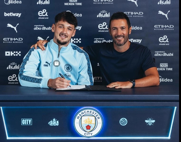 Manchester City v svoje vrste vrnil vratarja Trafforda