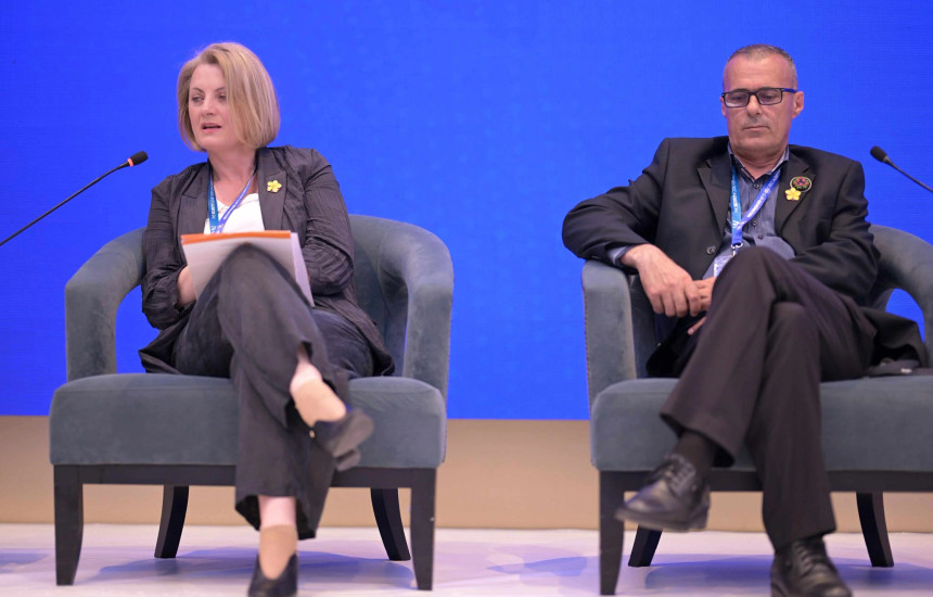 Paneli me temën “Forca dhe rrëfimi i të mbijetuarve”, në Forumin Ndërkombëtar për Gratë, Paqen dhe Sigurinë / Foto: Arben Llapashtica