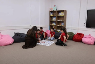 Mësuesja që krijoi hartë robotike për nxënësit e saj