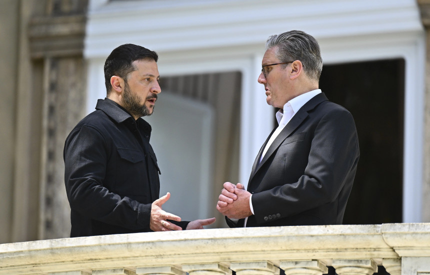 Volodymyr Zelensky dhe Keir Starmer