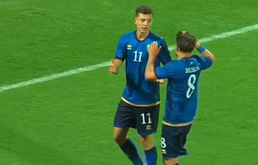 Fisnik Asllani