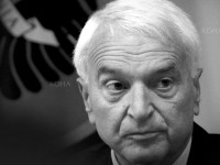 Bujar Bukoshi (1947-2025)