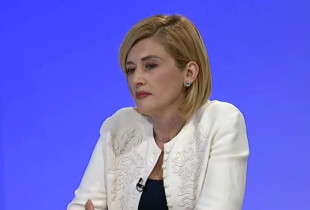 Mimoza Kusari-Lila