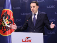 Lumir Abdixhiku konferencë për media (Foto: Driton Paçarada)