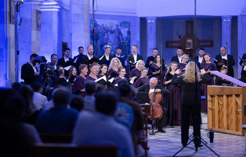 Kori në një rrugëtim zbulimesh me mjeshtren Michelle Jensen