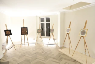 Peshku, si simbol, por edhe si metaforë, në veprat e Blerta Syla-Surroit (Foto: Driton Paçarada)