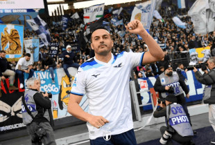 Pedro vazhdon kontratën me Lazion