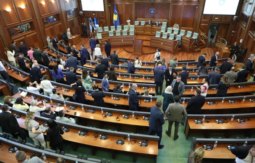 Seanca konstituive - Kuvendi i Kosovës (Foto: Driton Paçarada)