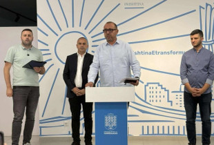 Florian Dushi - konferencë për media me përfaqësues të sindikatës të "Pastrimit"