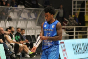 Ish-basketbollisti i Rahovecit dënohet nga FIBA për kurdisje
