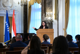 Presidentja Vjosa Osmani