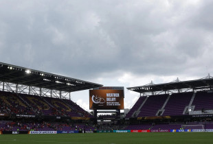 Vapa e madhe, stuhitë dhe rrufetë, pengesat e Botërorit të klubeve