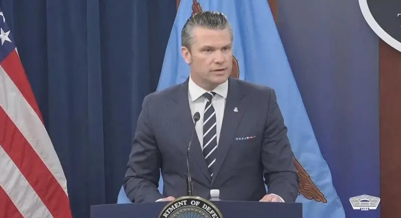 Sekretari amerikan i Mbrojtjes, Pete Hegseth,