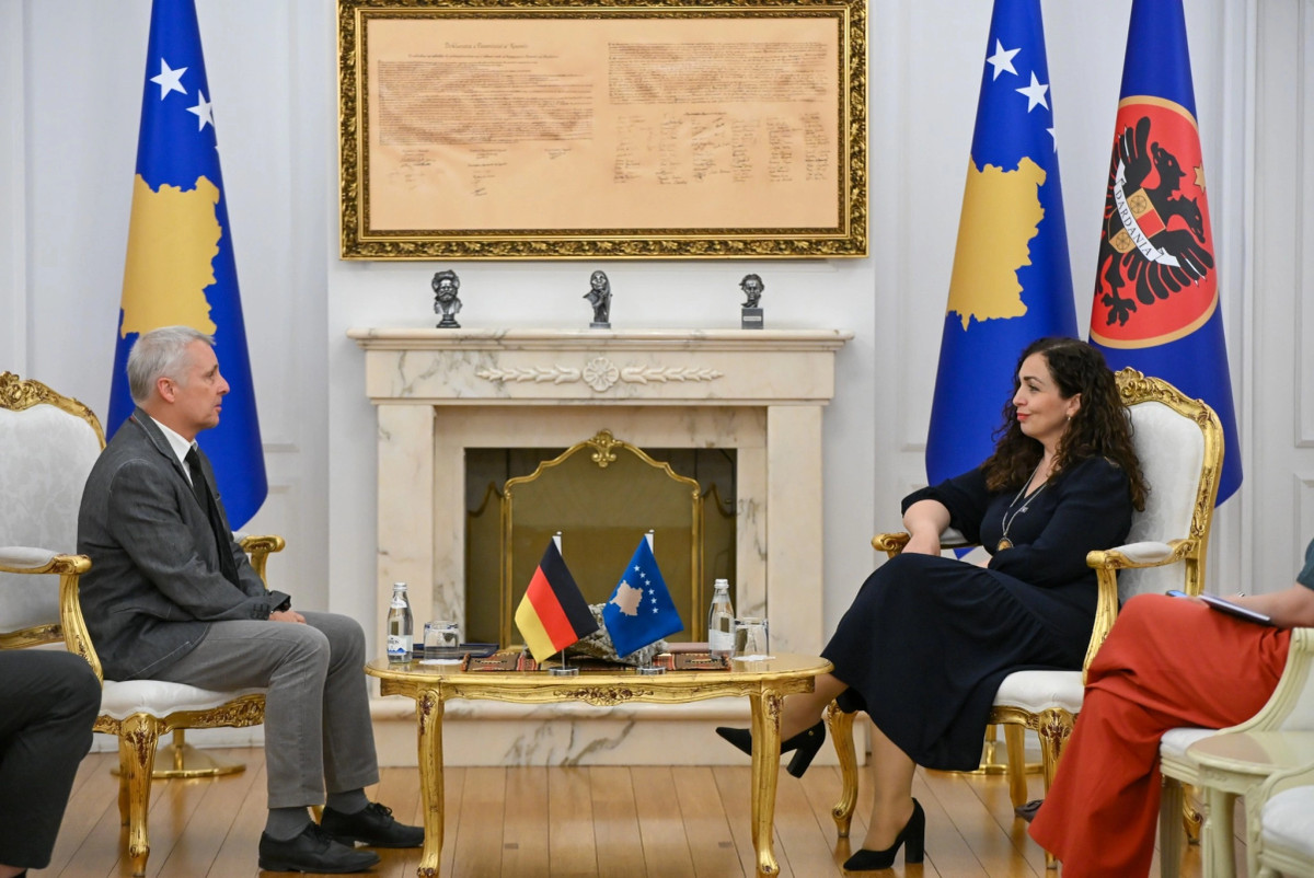 Osmani takohet me Rohden  diskutojnë për ngërçin politik në Kosovë