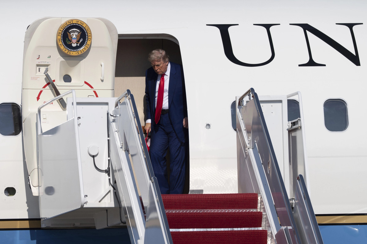 Trumpi mbërrin në Holandë për samitin e NATO s