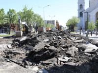 Punimet në sheshin “Xhorxh Bush” të ndaluara në këtë pjesë qysh në ditën e parafundit të prillit (Foto: Driton Paçarada)