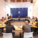 Nis mbledhja, të gjitha partitë i shkojnë Kurtit në takim
