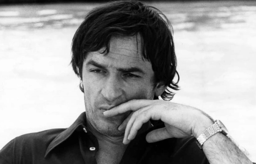 Bekim Fehmiu,  emrin e shqiptarit e ka shkruar me shkronja në arta në kinematografinë botërore, sepse gjithmonë dhe me krenari e shpreh përkatësinë e tij kombëtare