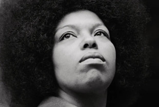 Roberta Flack në vitin 1971