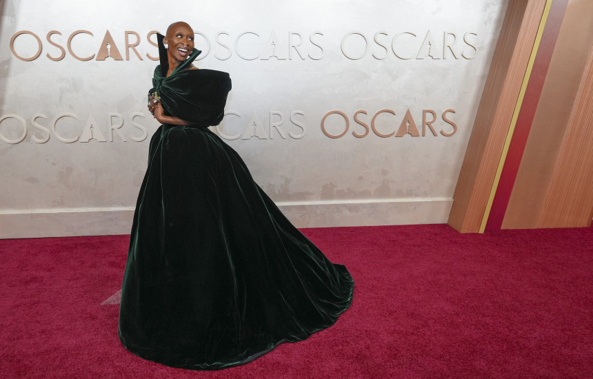 Tepihu i kuq i ceremonisë së ndarjes së çmimeve “Oscar” 2025