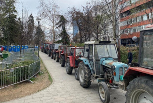 traktorat serbi