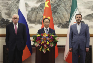 Kina, Rusia, Irani