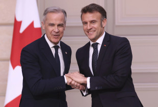 Mark Carney dhe Emmanuel Macron