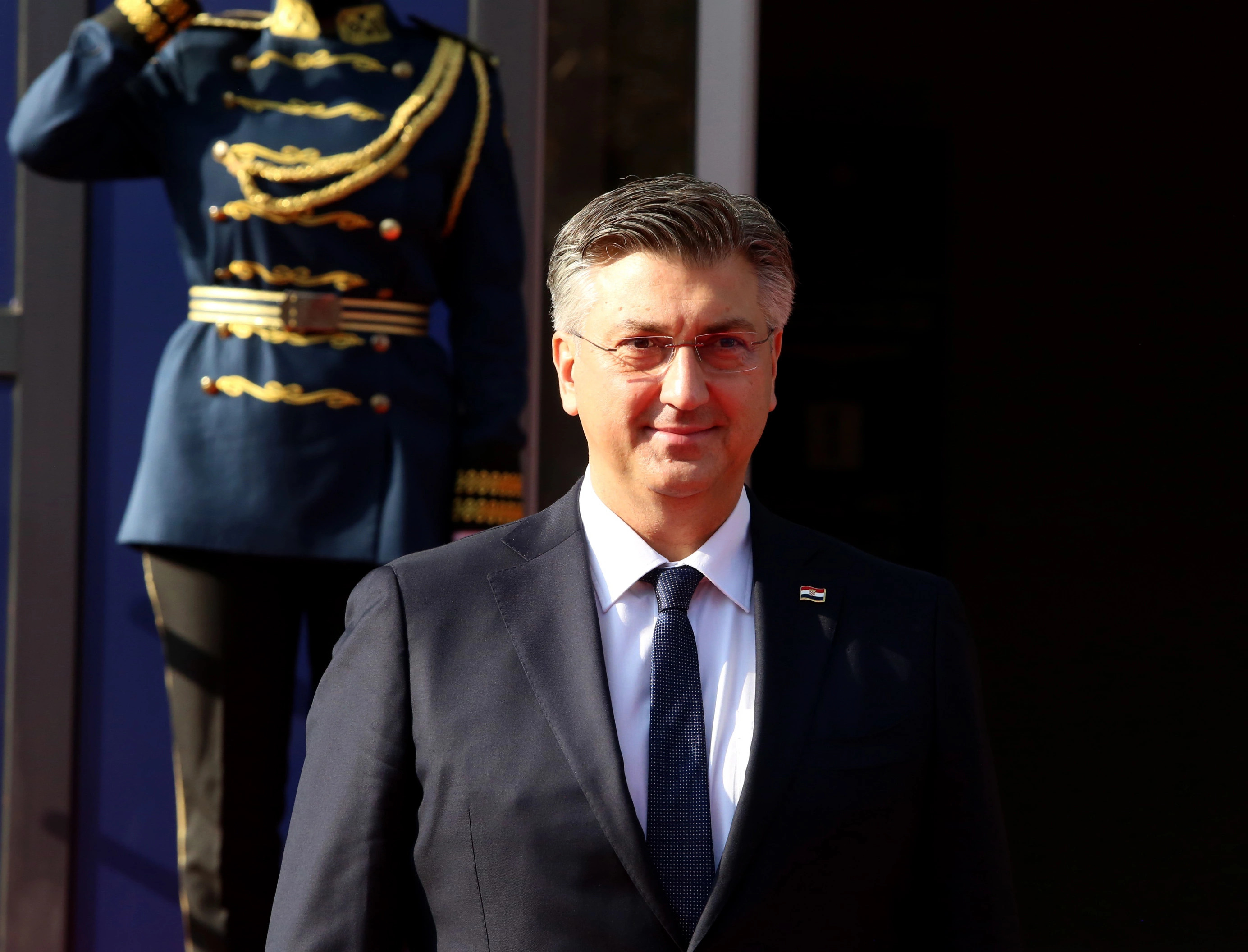 Plenkoviq: Serbia është në prag të luftës civile