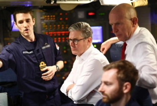 Pas 12 vjetëve, një kryeministër britanik viziton nëndetësen top-sekrete bërthamore