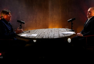 Pikë me Veton Surroin