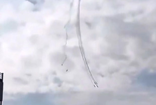 Dy avionë përplasen gjatë një shfaqjeje në Francë