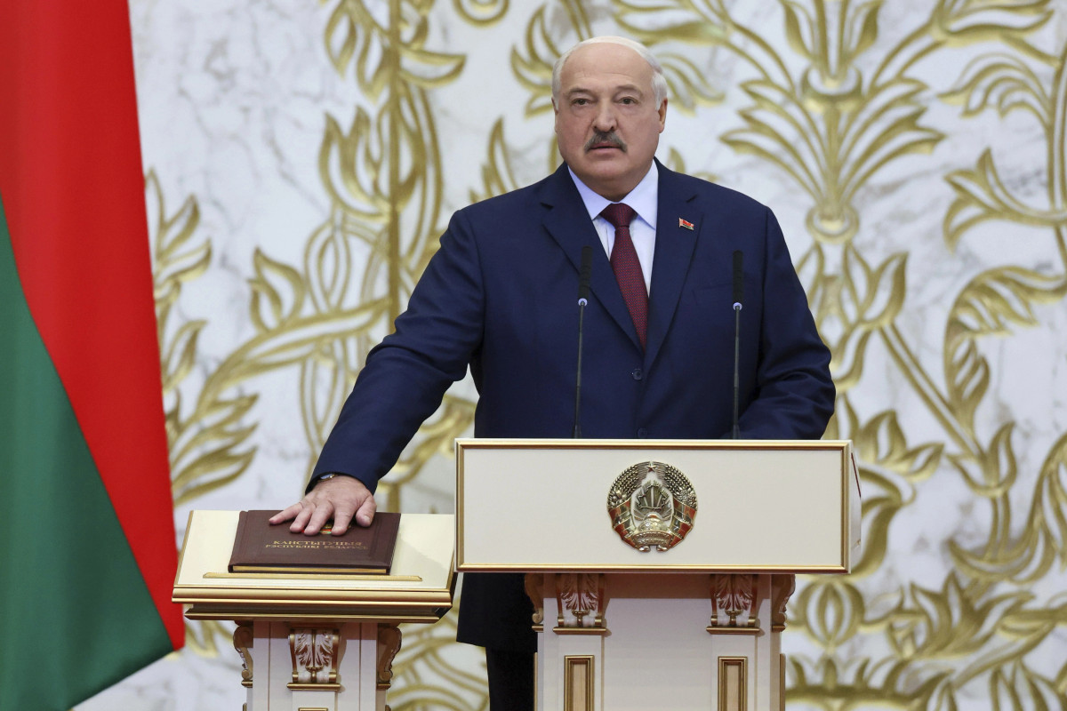 Lukashenko për herë të shtatë në krye të Bjellorusisë  Gjysma e botës ëndërron diktaturën tonë