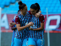 Kaltrina Biqkaj, Donjeta Halilaj, Lumbardha Misini, Fatlinda Ramaj, Edona Kryeziu e Erendina Elezaj