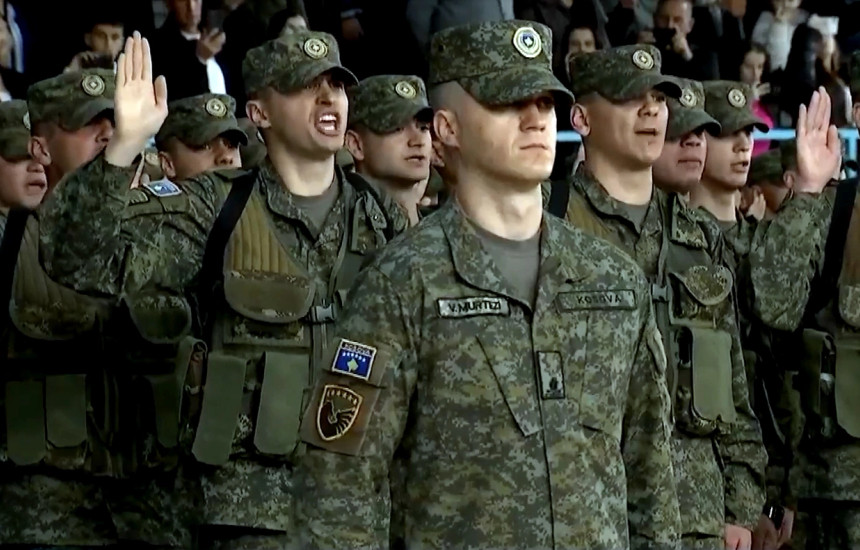 Betimi i 344 ushtareve te rinj