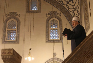 Naim Tërnava, falja e Fitër Bajramit, 30 mars, 2025 (Foto: Driton Paçarada)