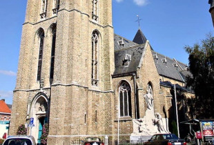 Zbulimi i mbetjeve njerëzore pas Kishës aktivizon arkeologët në Belgjikë