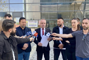 Asnje cent ma shume - padia