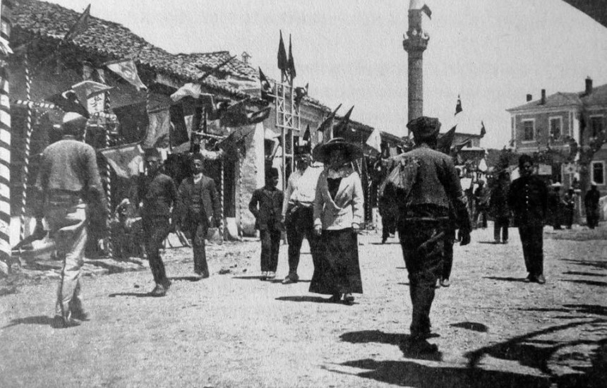 Prishtina para vizitës së sulltan Mehmet Reshatit V në qershorin e vitit 1911