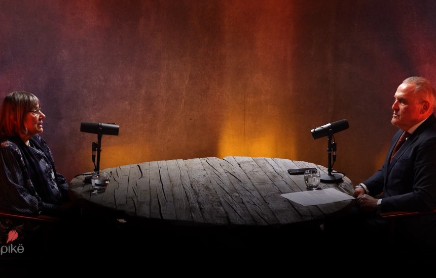 Natasha Kandiq dhe Veton Surroi