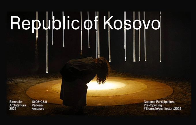 Pavijoni i Kosovës në edicionin e 19-të të Bienales Ndërkombëtare të Arkitekturës në Venecie. Ky është përfaqësimi i gjashtë shtetëror në ngjarjen madhore (Foto: Ekipi i Pavijonit të Kosovës në Bienalen e Venecias)