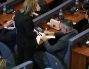 LDK-ja mbledh nënshkrimet për anulimin e vendimit për shtrenjtim të rrymës