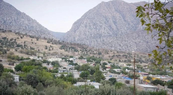 Jeta brenda “zonës së ndaluar” të Irakut, të kontrolluar nga Turqia