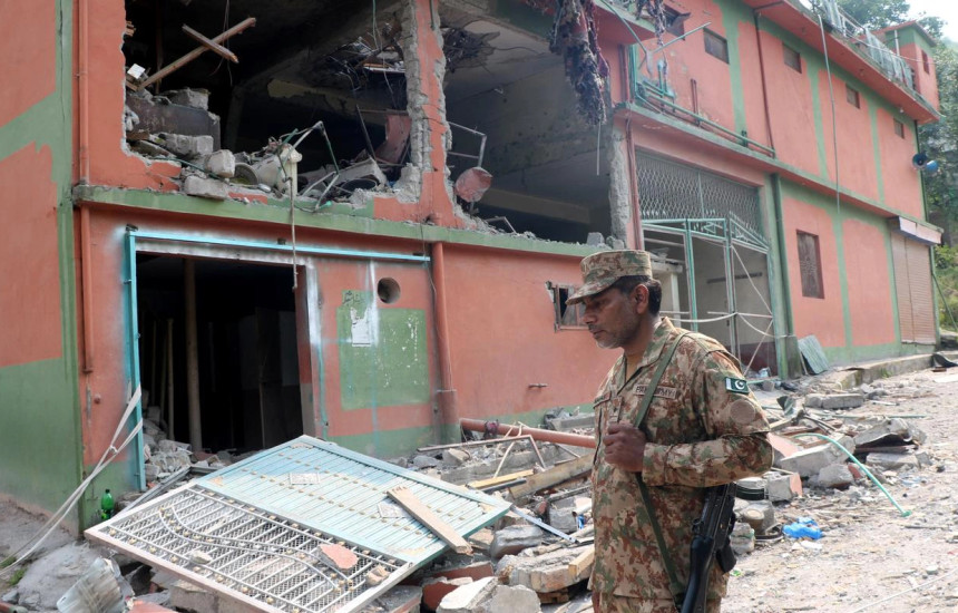 Trumpi thotë se India dhe Pakistani janë pajtuar për armëpushim