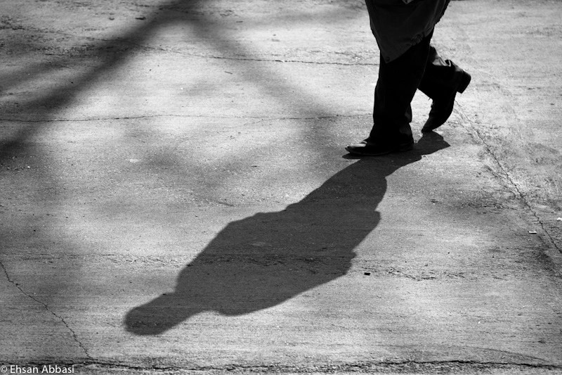 Mos jemi vallë në botë i vetmi popull, i cili, në peripecinë e udhëtimit të tij historik, ra nga skllavëria në skllavëri, nga tirani në tirani?