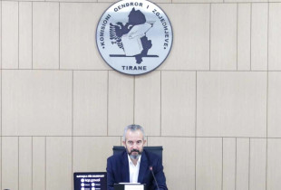 Ilirjan Celibashi