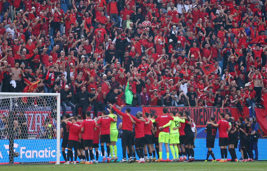 Federata Shqiptare e Futbollit (FSHF)