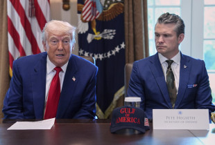 Pete Hegseth me Donald Trump